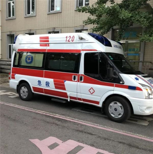 凌海选择我们的救护车出租,开启安心转院之旅